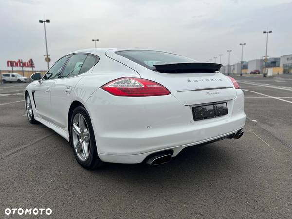 Porsche Panamera 4 PDK - 4