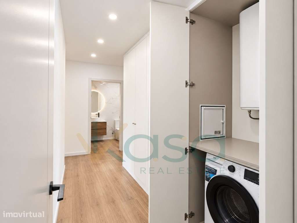 T2 totalmente remodelado e equipado no Lavradio | 83 m² | 265.500 €-4