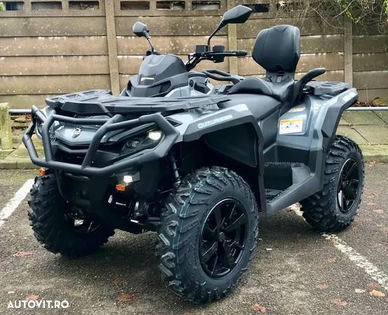 Can-Am Outlander Max - 3