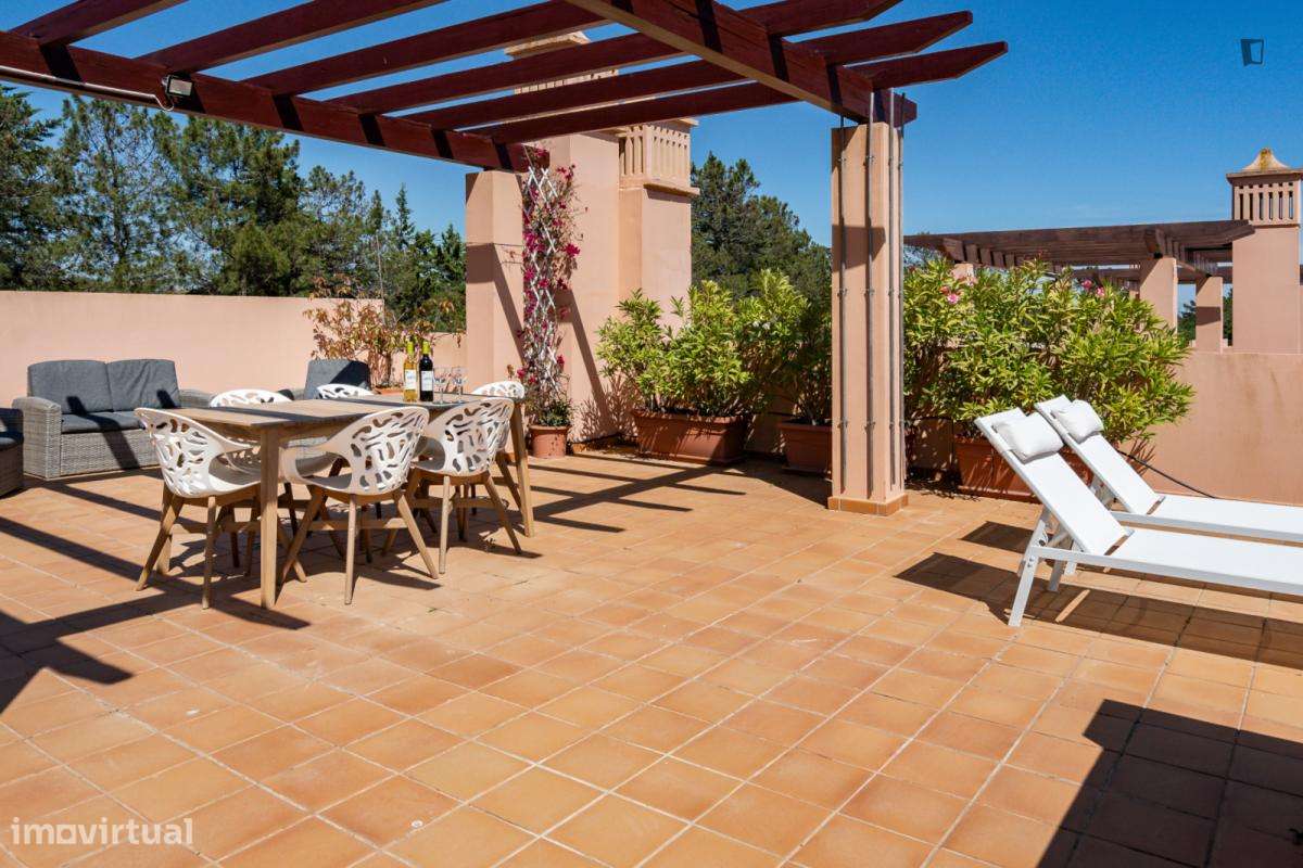 Apartamento com 2 quartos - localizado em Vilamoura - Grande imagem: 4/7