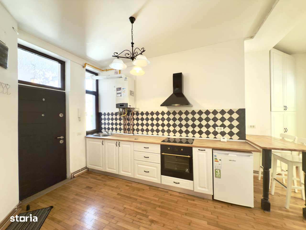 Ap. 2 camere , contract Anaf , centrala pe gaz - Ultracentral - Imagine principală: 2/12
