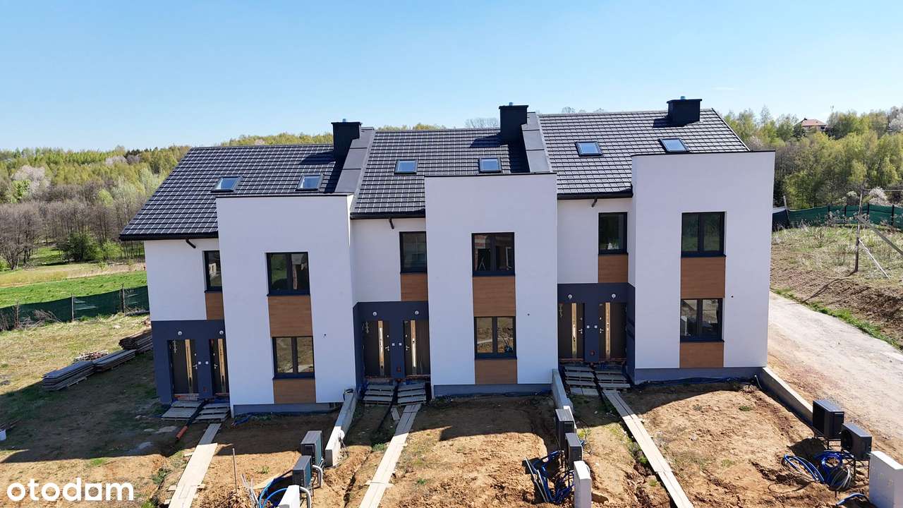 Bezczynszowe , dwupoziomowe mieszkanie , 2 miejsca postojowe-1