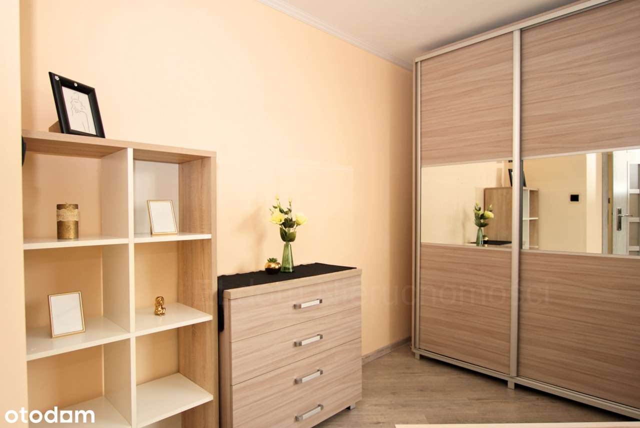 Mieszkanie ul. Balzaka Oporów , komórka REZERWACJA !!!!-7