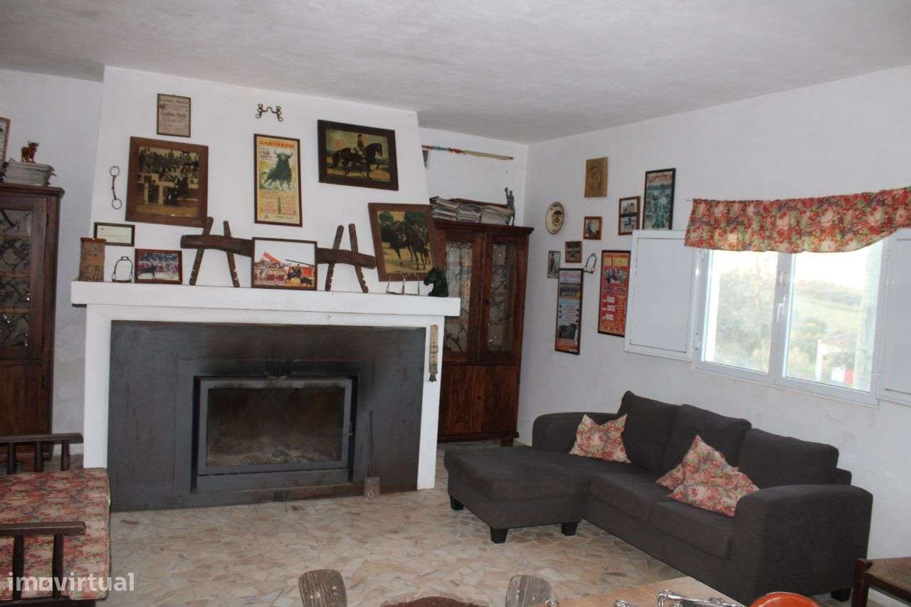 Apartamento T2 situado em pleno campo alentejano.A 10 km d Estremoz. - Grande imagem: 3/33