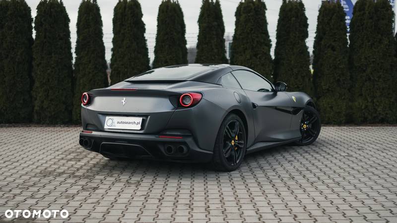 Ferrari Portofino - 5