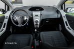 Toyota Yaris 1.3 Terra - 32