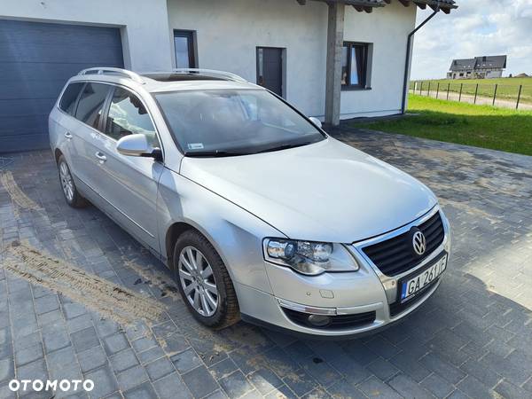 Volkswagen Passat 2.0 TDI DPF Highline DSG - 1