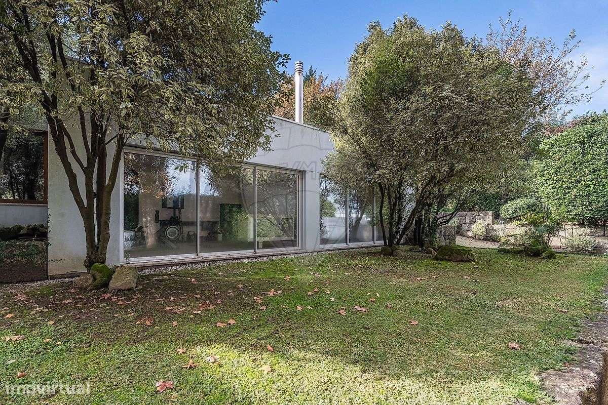 Moradia T4 para venda-10