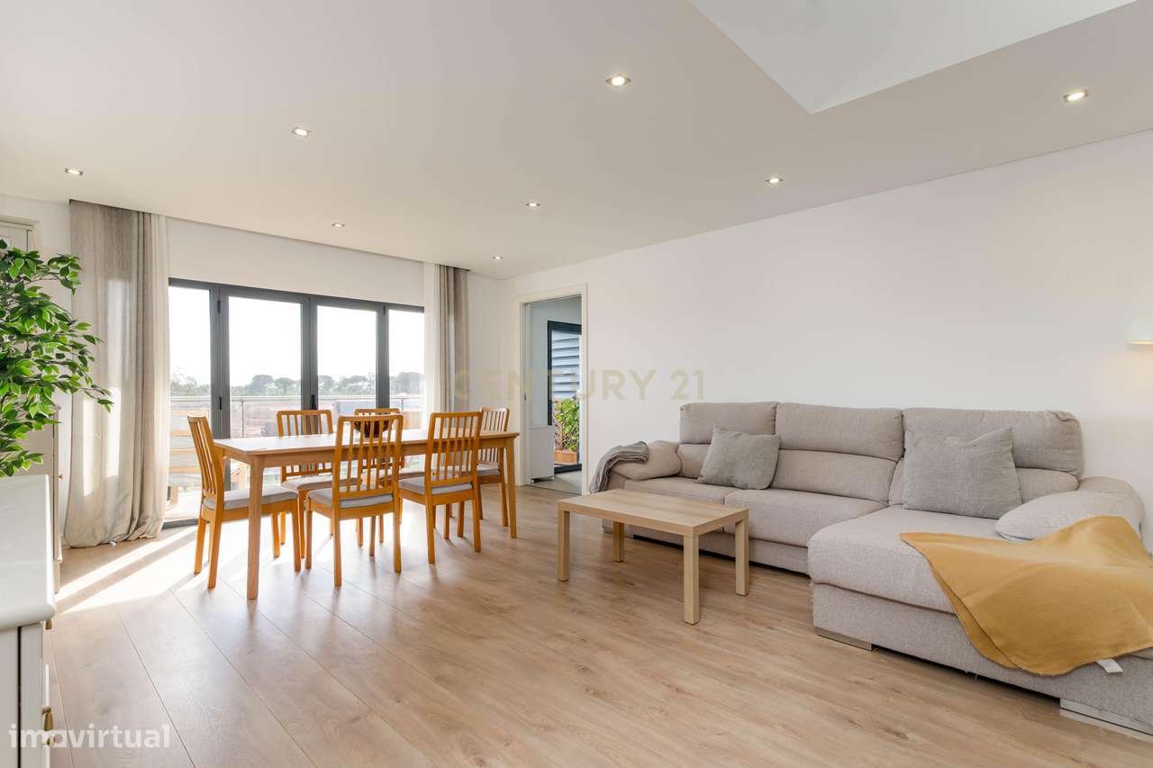 Magnífico Duplex no Parque Luso em Corroios - Grande imagem: 4/54