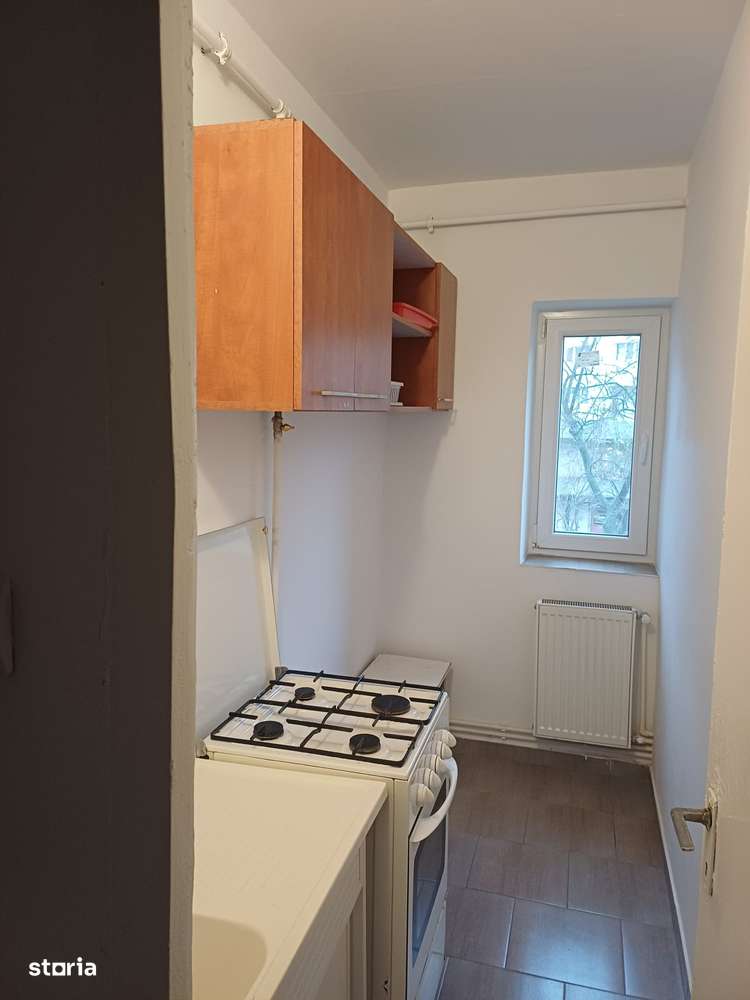 Garsoniera 26 mp, etaj 1 - cartier Bradet - Imagine principală: 5/6