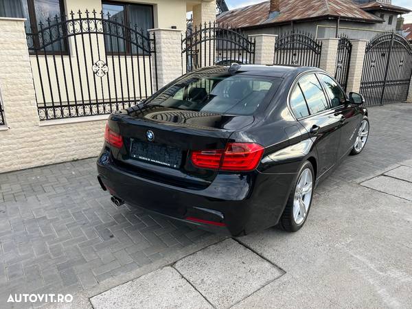 BMW Seria 3 325d M Sport - 4