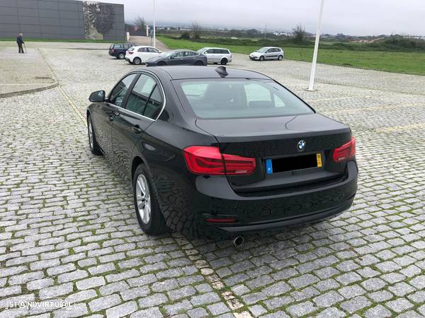 BMW 318 d Line Luxury - 3