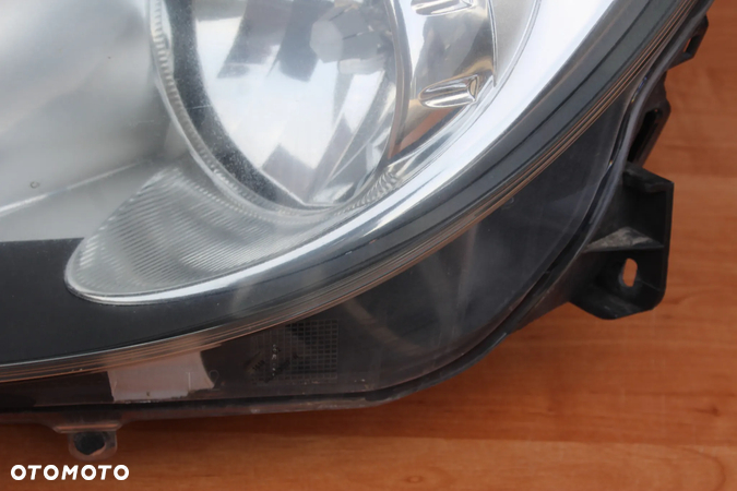 LAMPA !!! CIEMNA !!! LEWY PRZÓD LEWA PRZEDNIA OPEL CORSA D EUROPA 13217453 - 4