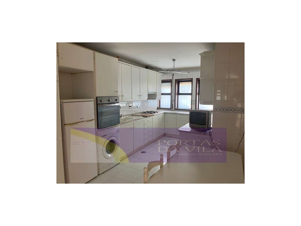 Moradia em Banda T4, Azurém, Guimarães - Grande imagem: 4/16