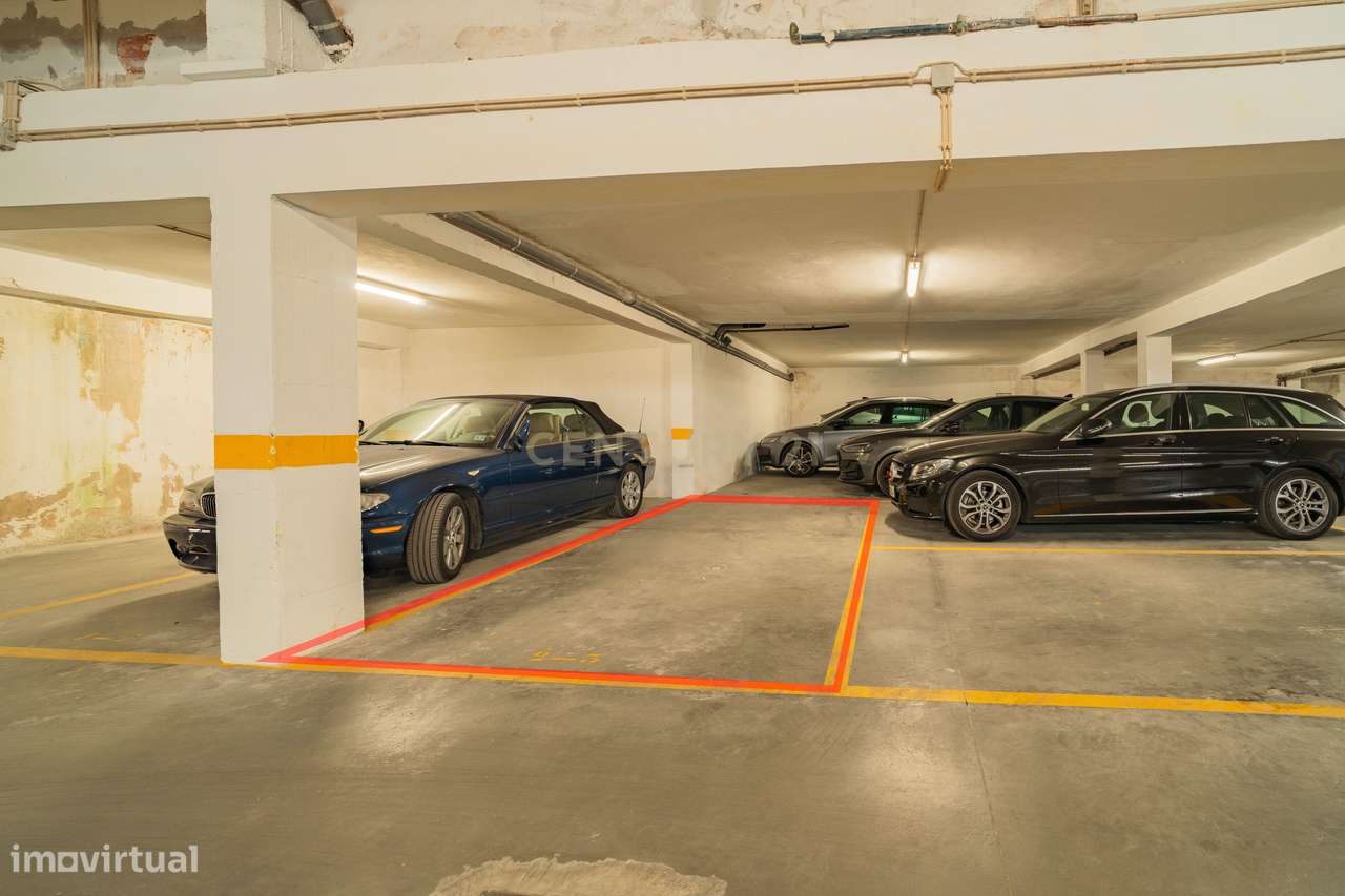 Apartamento T2 à Venda | Nazaré | Vista Lateral para o Mar-27