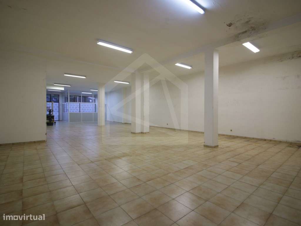 Loja em São João da Madeira - Grande imagem: 3/11