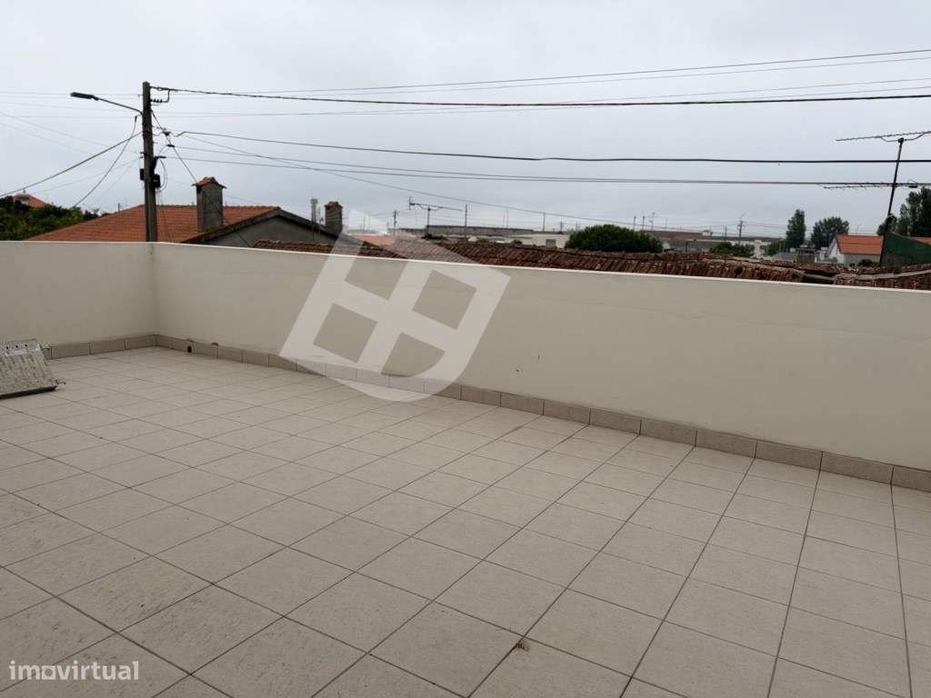 Moradia T5 próxima às Praias Conforto, Espaço e Qualidade de Vida-39
