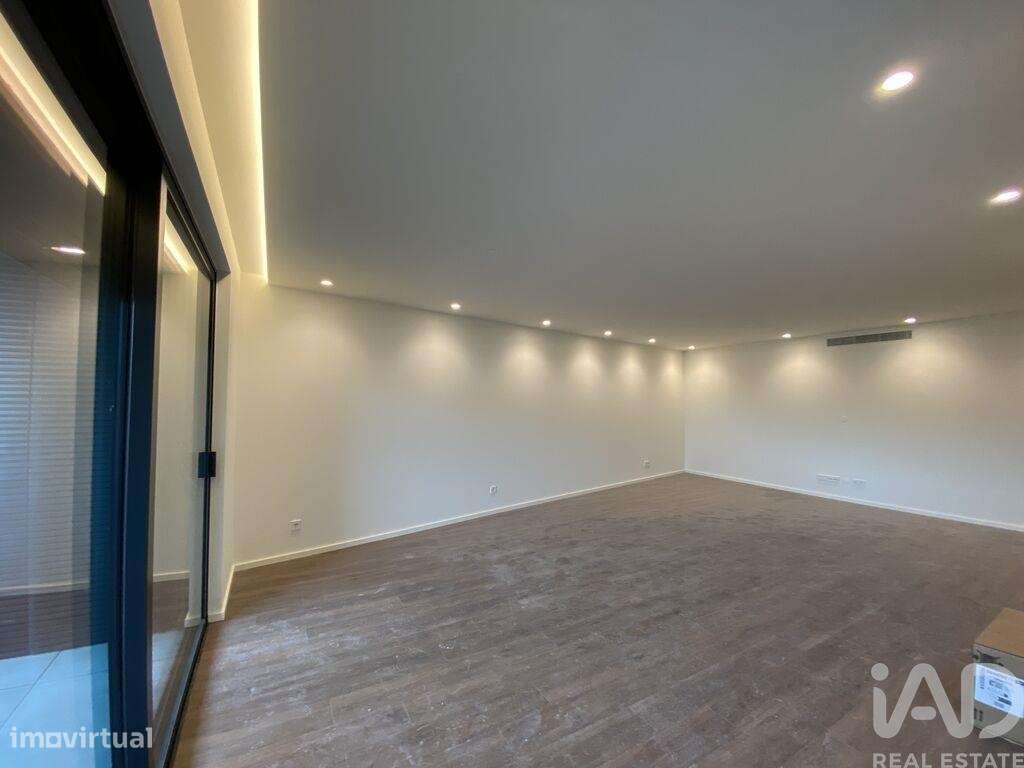 Apartamento T3 em Mafamude e Vilar do Paraíso de 142,00 m2 - Grande imagem: 5/30