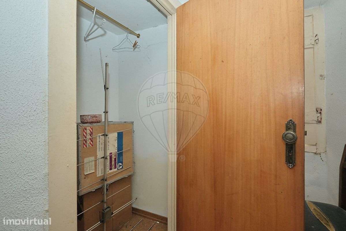 Moradia T1 para venda-9