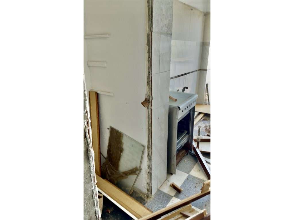 Apartamento T3 no Largo Alberto Mendes Fialho, 4-5