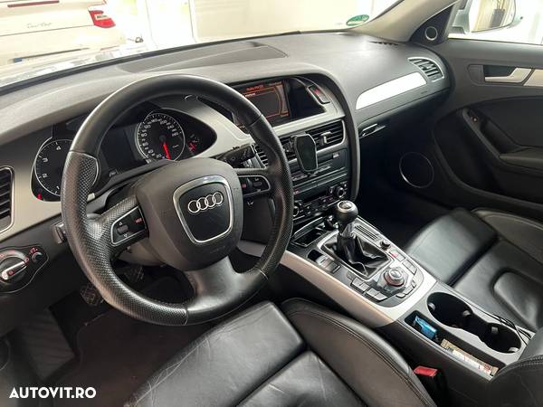 Audi A4 2.0 TDI Avant - 28