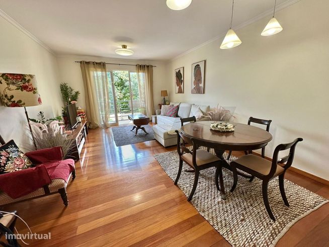 Apartamento T2 situado no Pilar - São Martinho- Próximo de serviços e-3