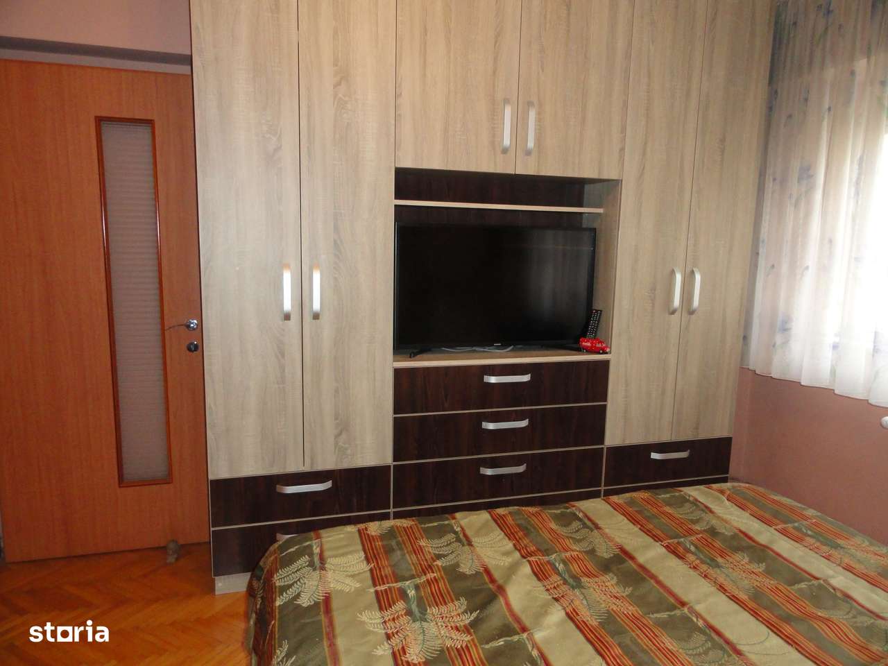 Apartament 2 camere decomandat etaj intermediar 85 mp la Z-uri Vlaicu-6