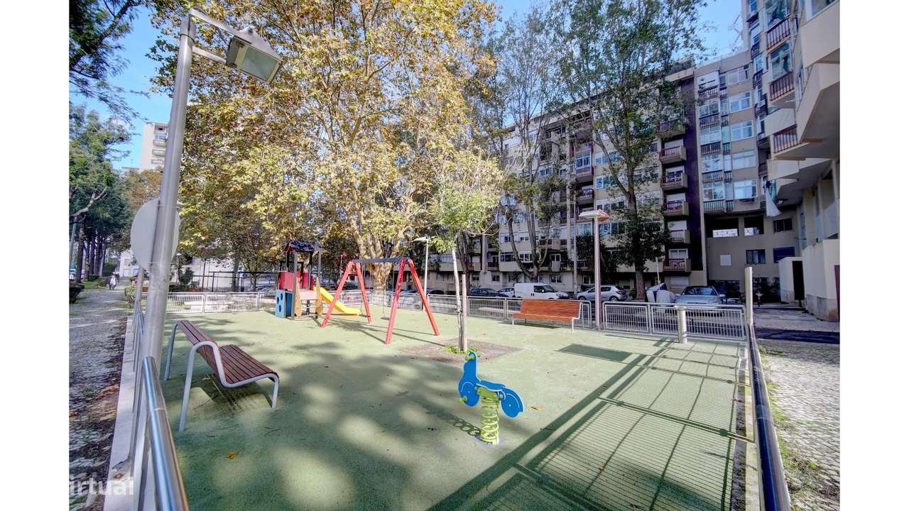 Apartamento T2 em Lisboa-24