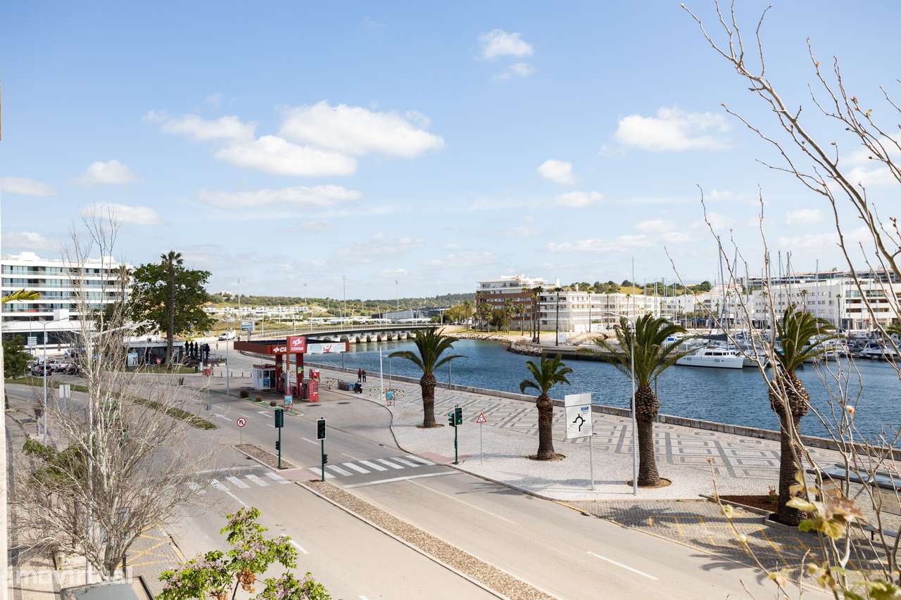 Descubra o Seu Refúgio Minimalista: Apartamento para Renovar em Zona T - Grande imagem: 5/25