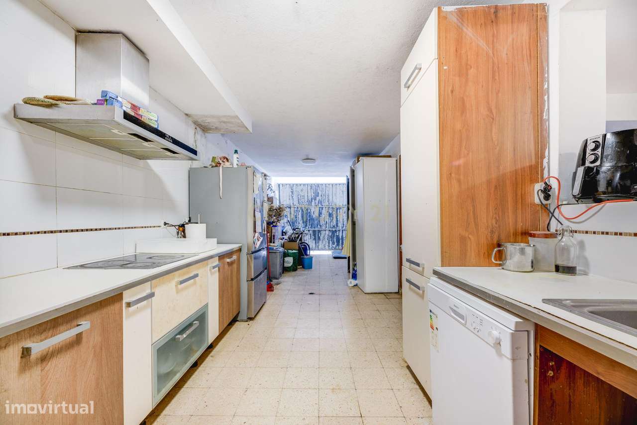 Moradia V6 no Algueirão-5