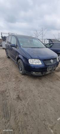 Dezmembrari  VW TOURAN (1T)  2003  > 2010 2.0 TDI Motorina - 1