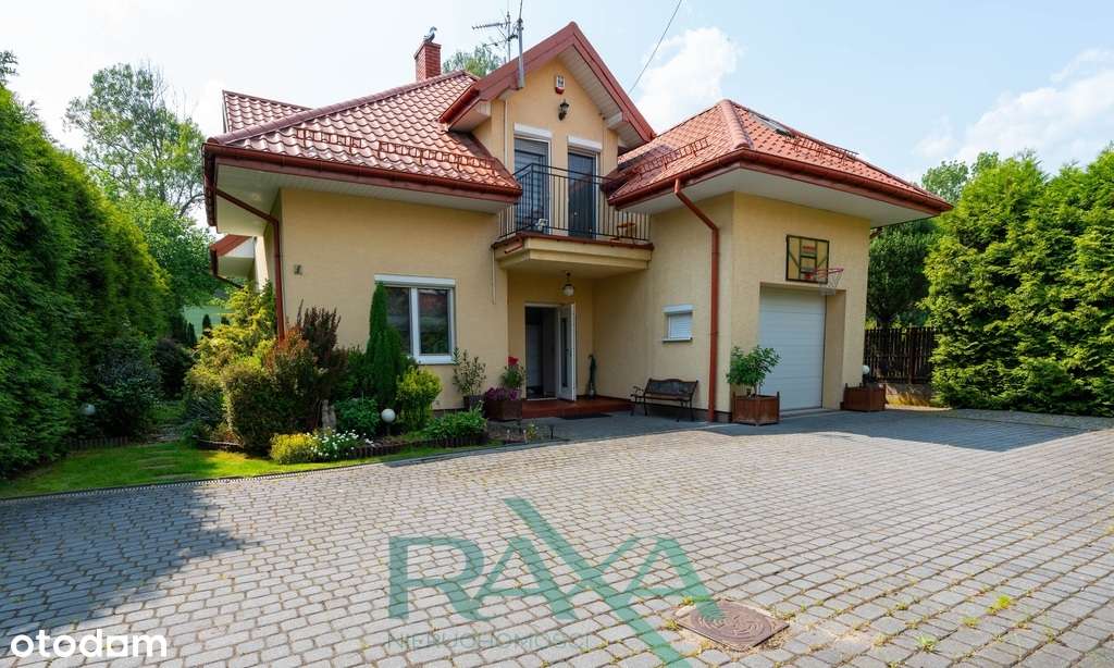 Wyjątkowy dom z sauną i ogrodem – Zielonka Bankowa-6