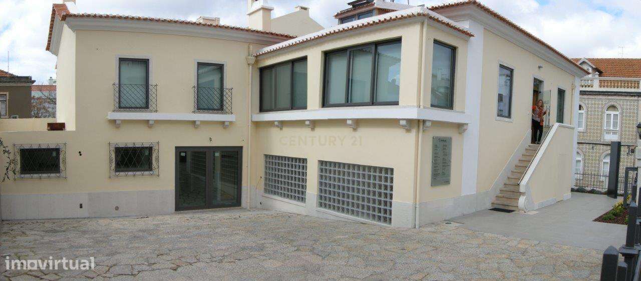 Prédio reabilitado no Centro histórico de Oeiras-2