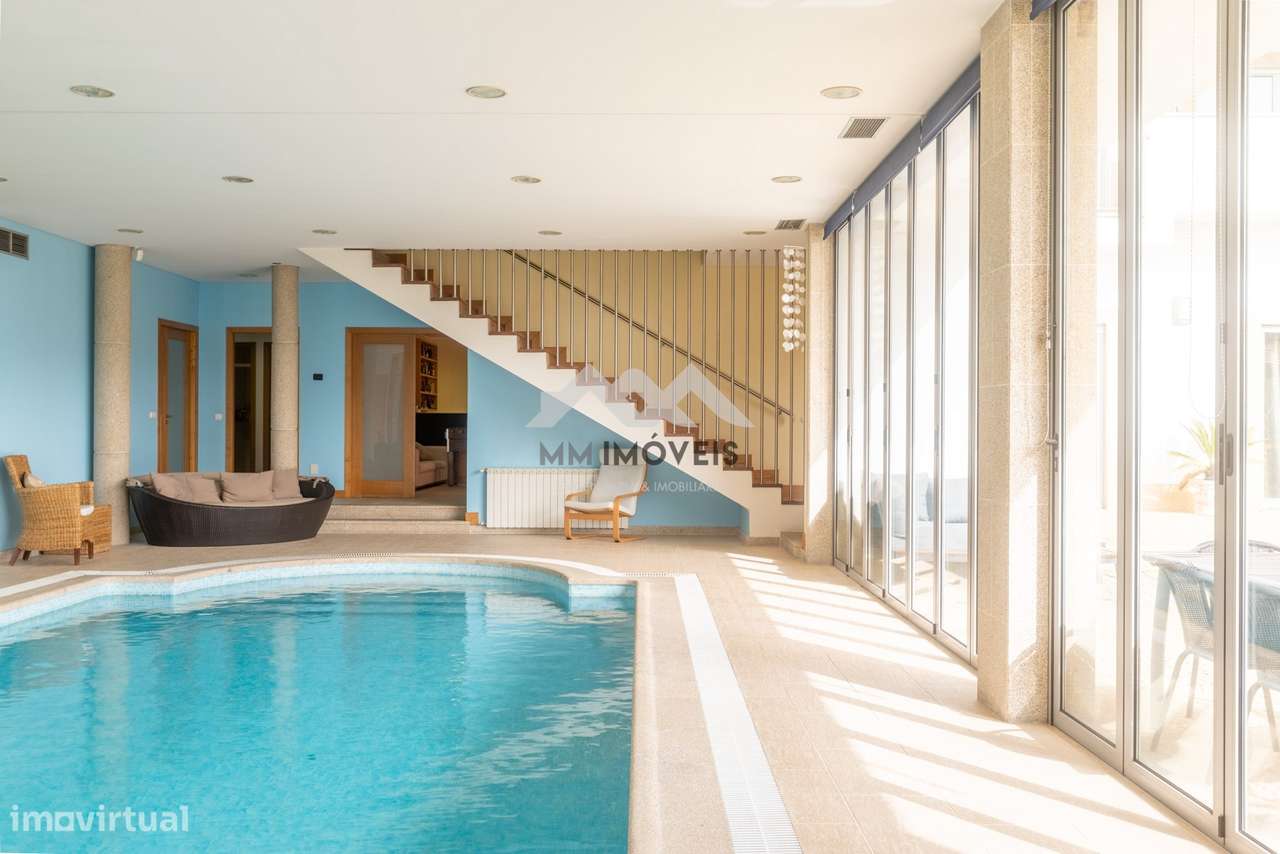 Moradia T6 | Braga | Isolada | Piscina | 1 000m2 | Terraço | Jardim |-27
