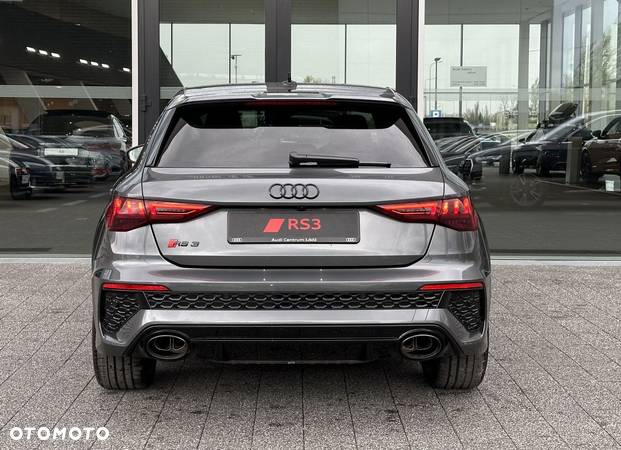 Audi RS3 TFSI Quattro S tronic - 7