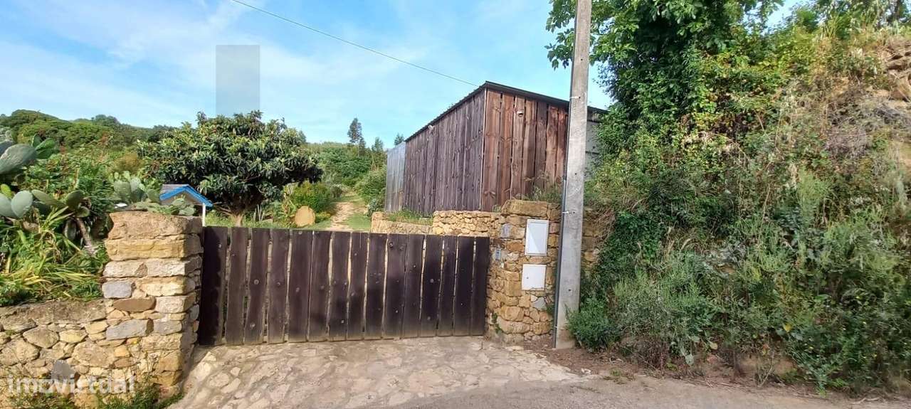 Terreno com Projeto Vivo de Permacultura e Potencial de Construção | P-0