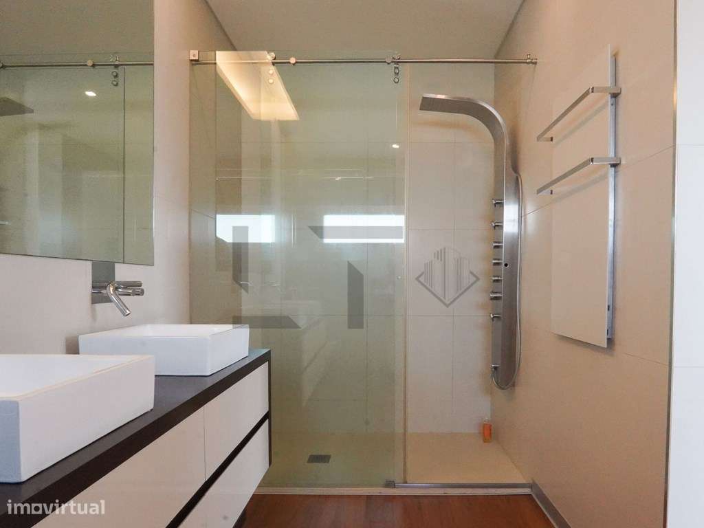 Moradia T4 com Piscina para Venda em Troia, Carvalhal-37