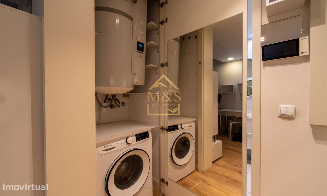 Apartamento T1 , Vistas Rio , Cond.Fechado, varanda, garagem,Antas-12