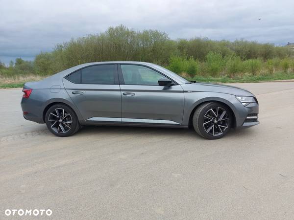 Skoda Superb 2.0 TSI Sportline DSG - 5