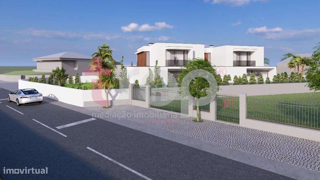 MORADIAS T3+1 EM CONSTRUÇÃO - RORIZ-9