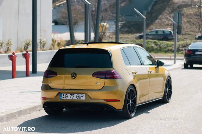 Volkswagen Golf 2.0 TSI DSG R - 4