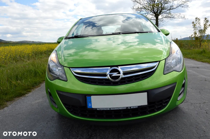 Opel Corsa 1.2 16V Essentia - 24