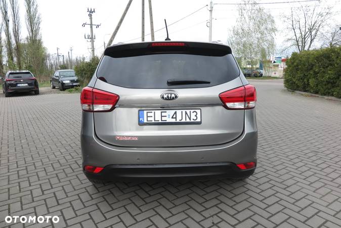 Kia Carens 1.7 CRDi XL 7os - 5