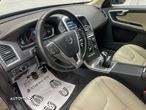 Volvo XC 60 D4 Momentum - 24