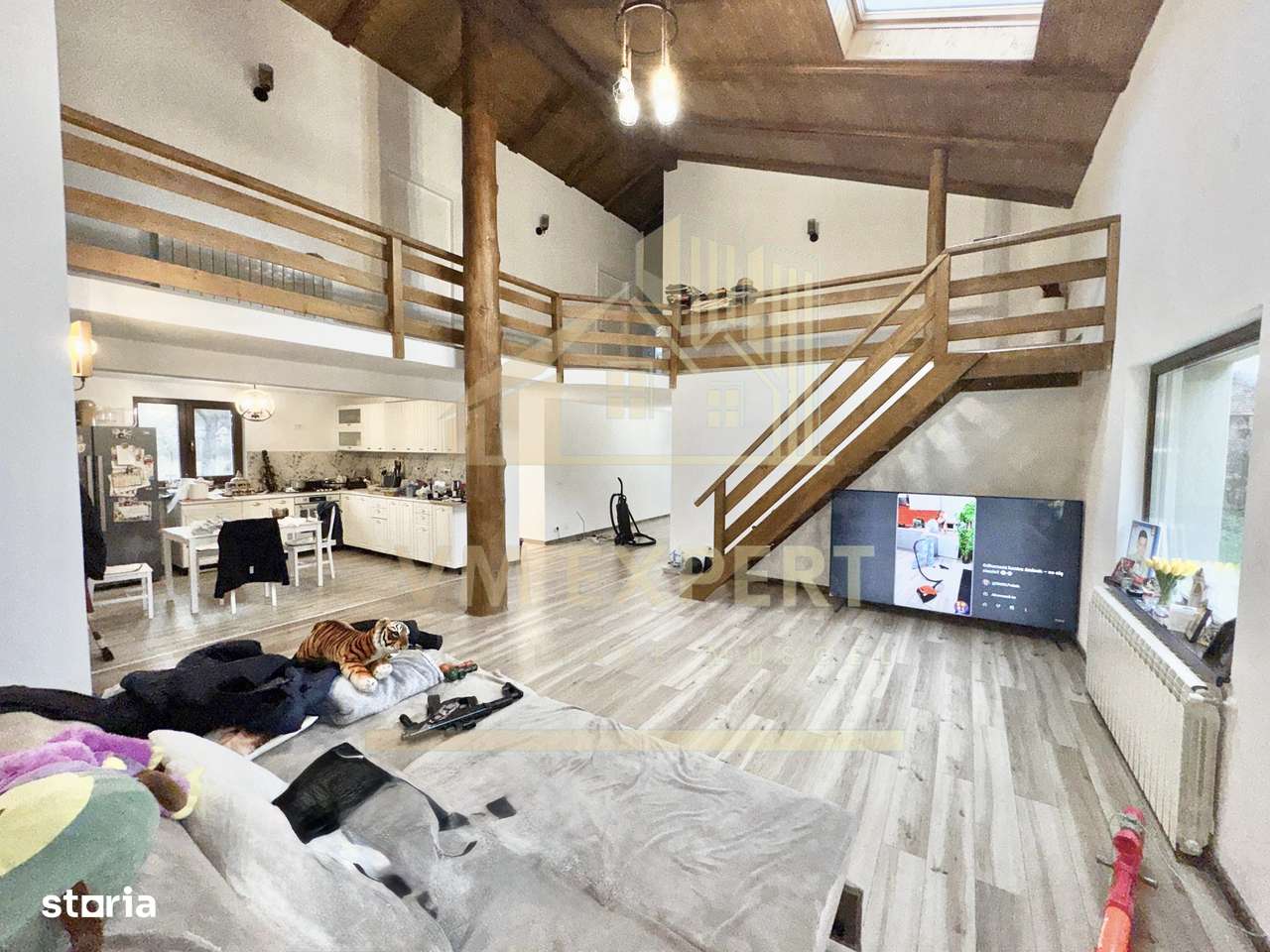 CASĂ 5 CAMERE 252 MP TEREN 1362 MP DRAGOSLAVELE ARGEȘ - Imagine principală: 3/20