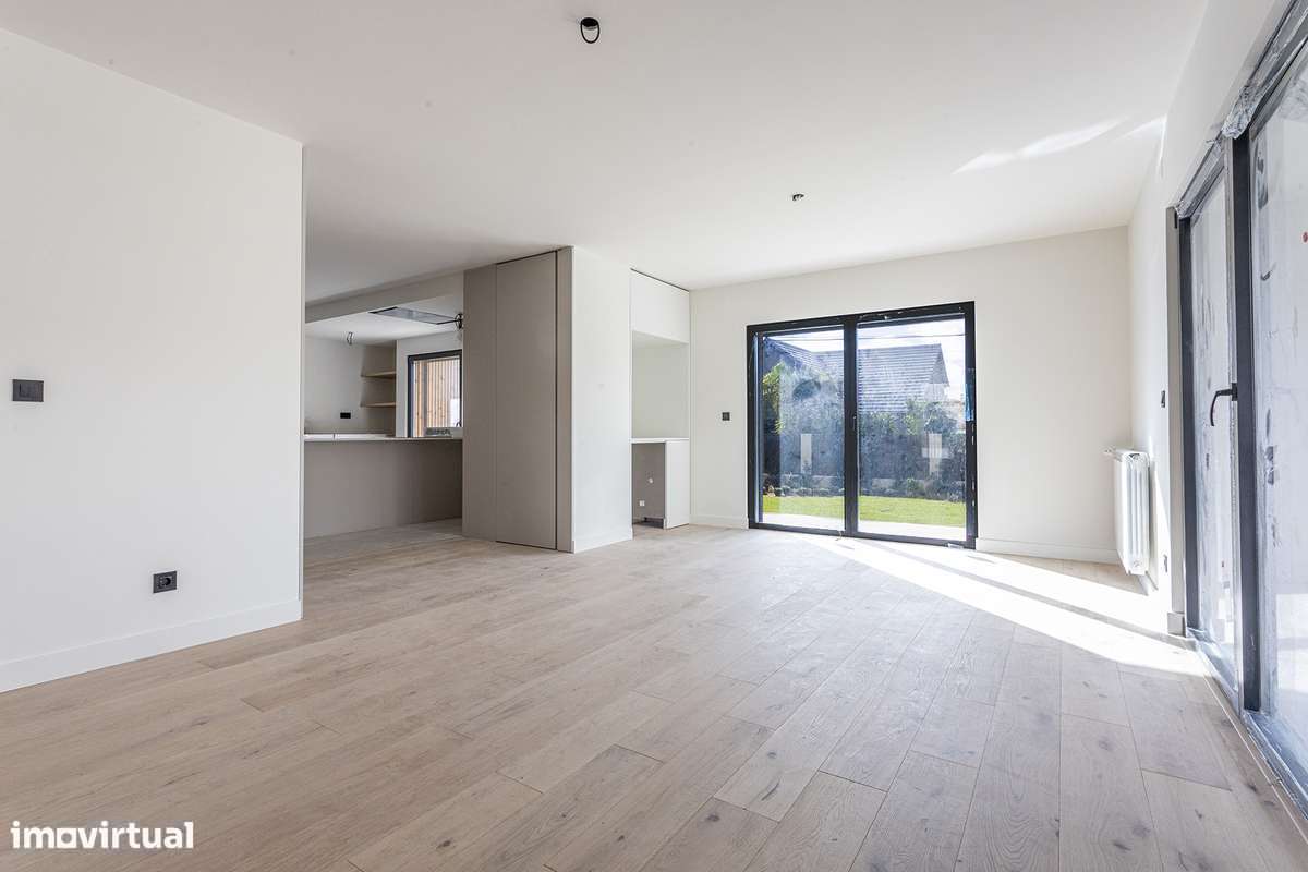 A estrear Villa T4 em Birre, Cascais-9