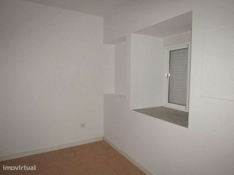Apartamento  T0 Vale Formoso - Porto - Grande imagem: 5/9