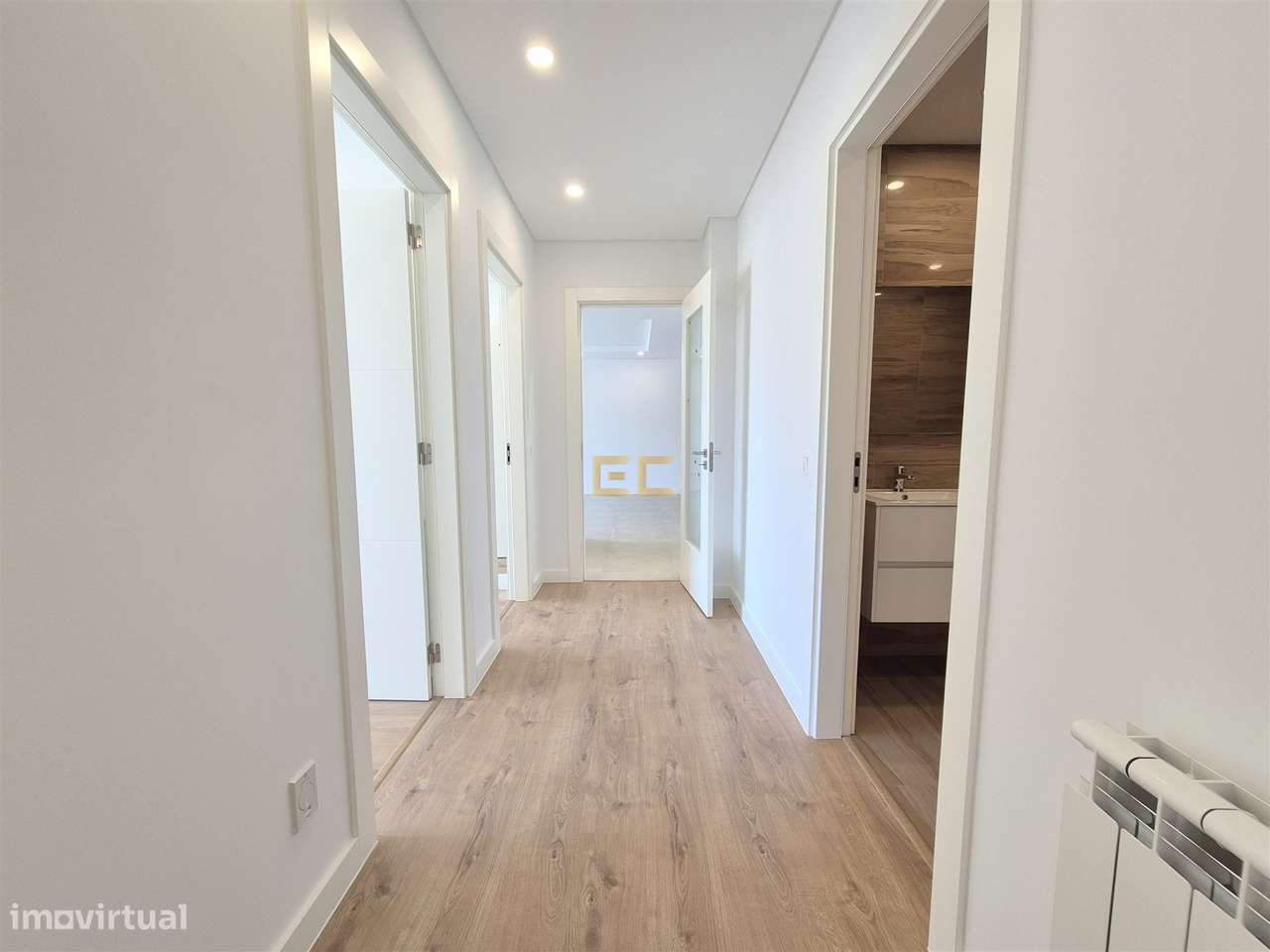 Apartamento T3 novo, com garagem, para venda na Figueira da Foz- Buarc-27