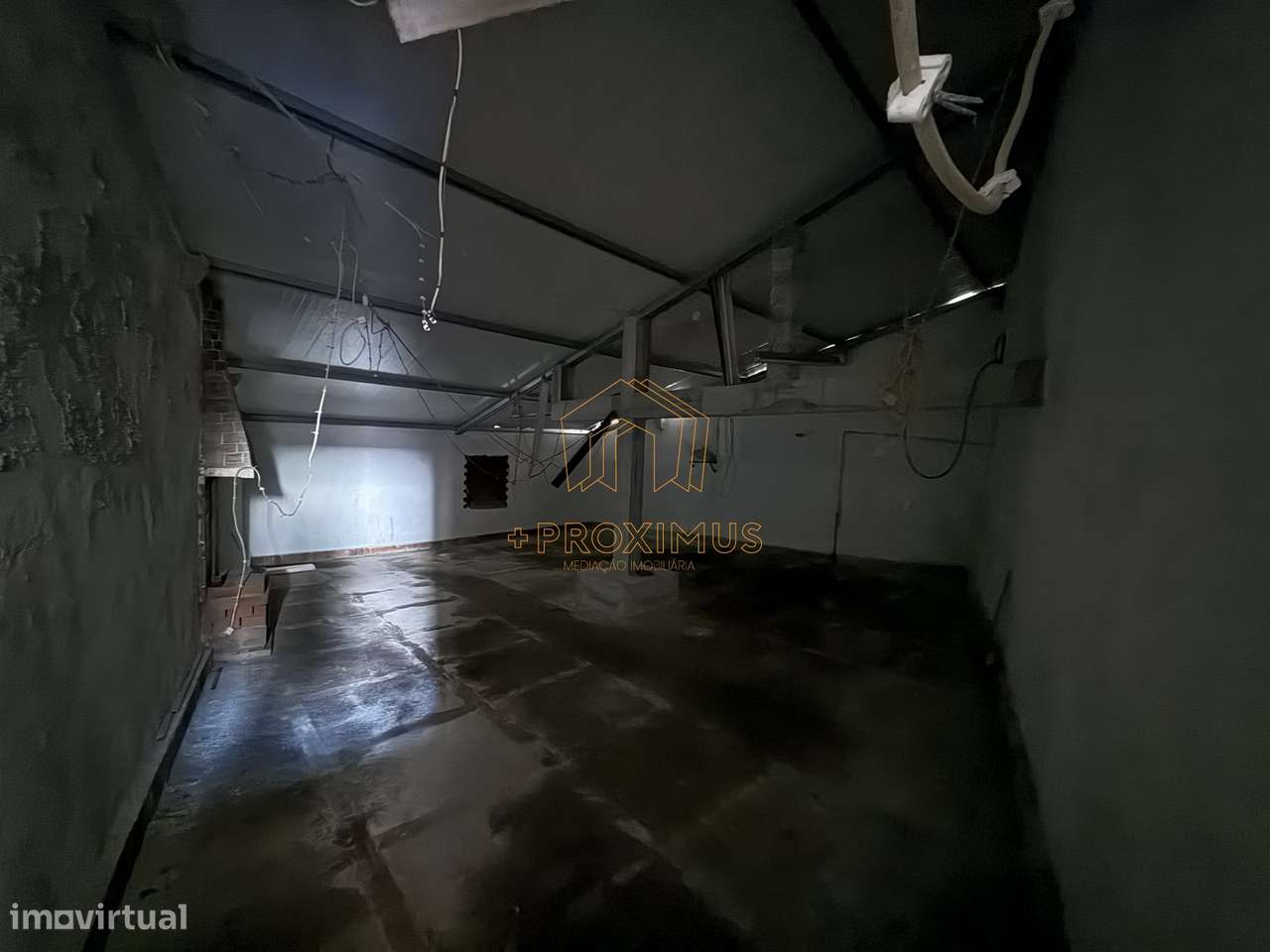 Prédio no centro da cidade - Figueira da Foz-10