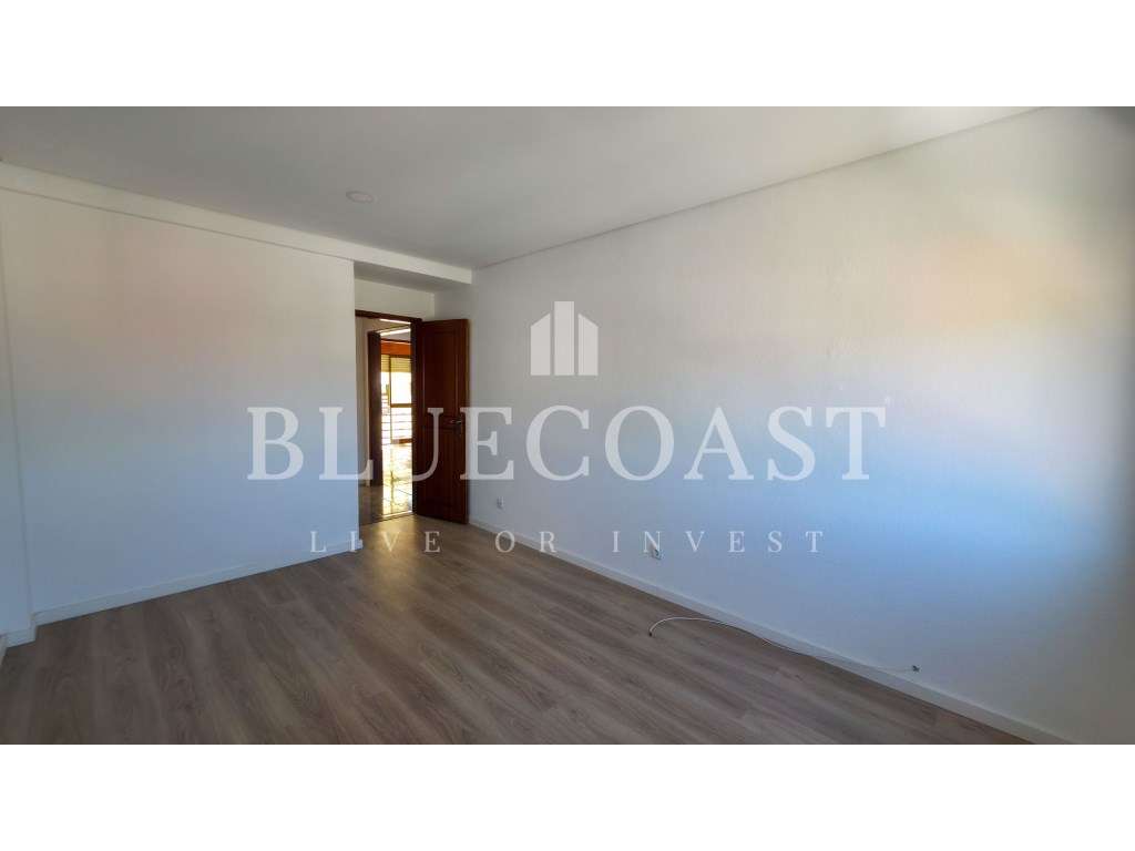 Oportunidade! Apartamento T2 com excelente luz natural-19